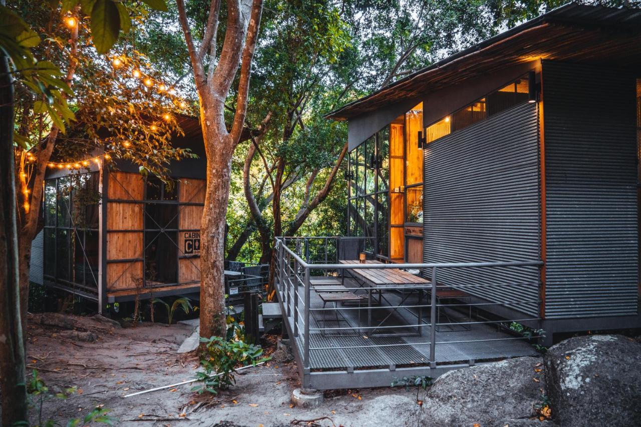 Warehouse Hostel Koh Tao Exterior photo