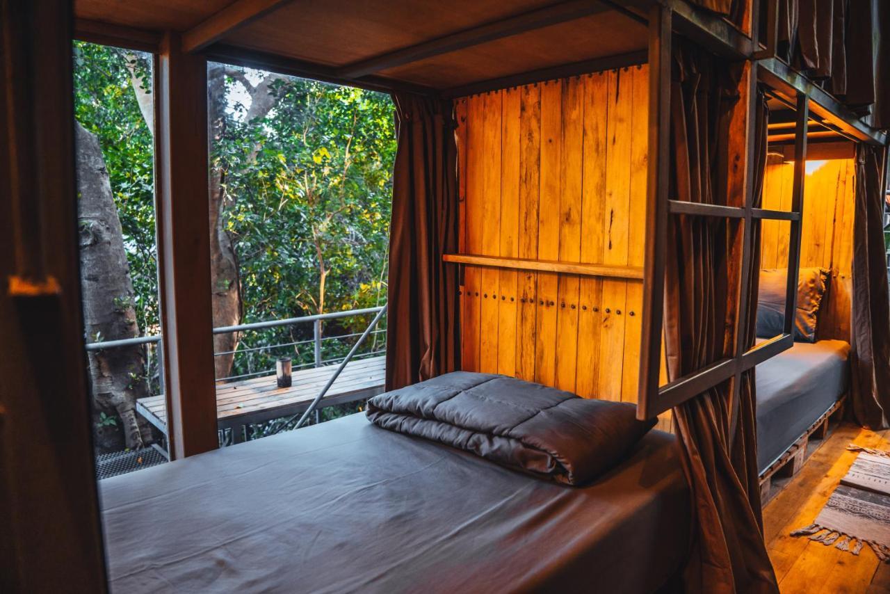 Warehouse Hostel Koh Tao Exterior photo